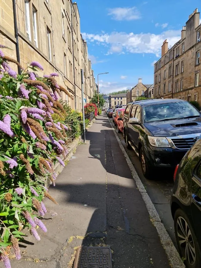 Apex Cathcart Place Apartment Edinburgh