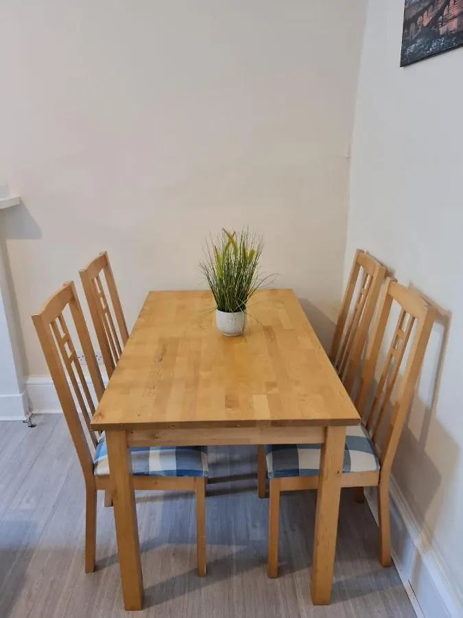 Apex Cathcart Place Apartment Edinburgh 0*,  Storbritannien